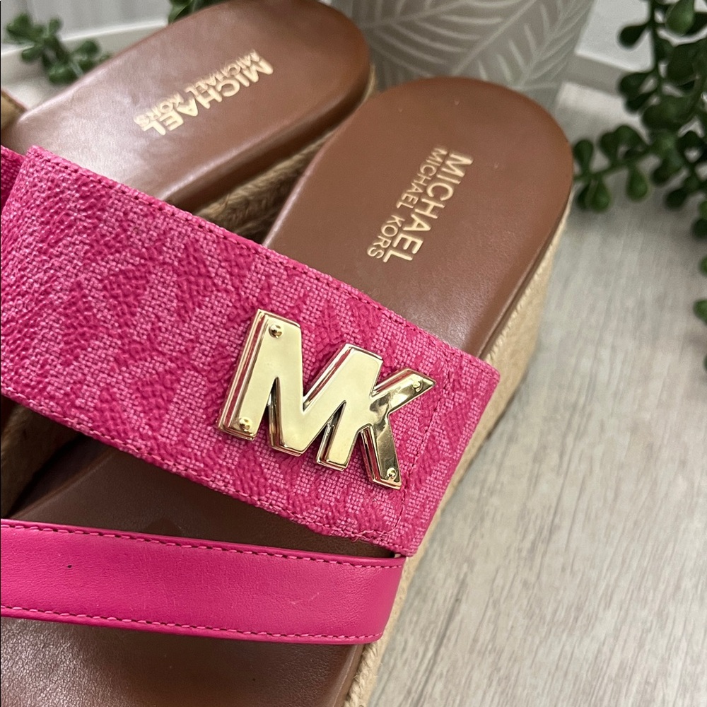 Michael Kors Pink Platform Toe-Ring Slide Sandals with Gold MK Accent - Picture 8 of 15